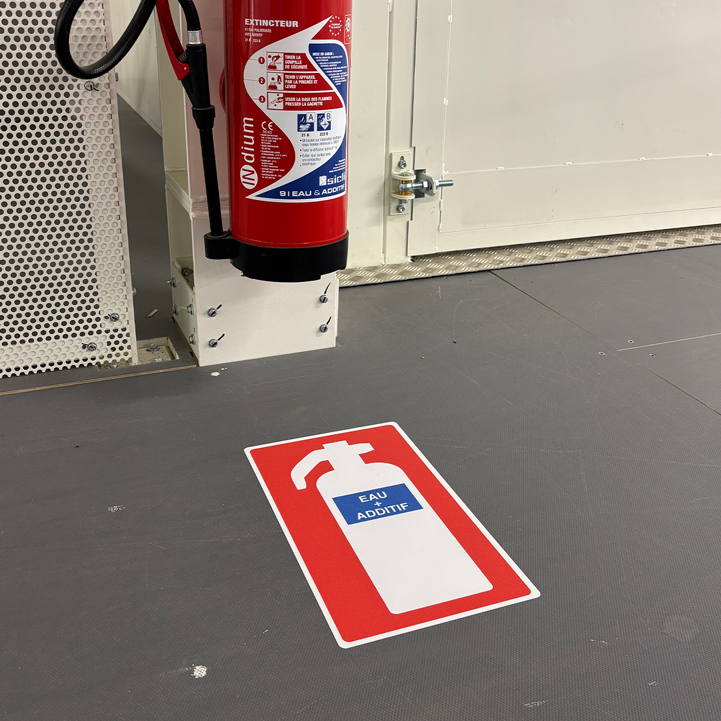 STICKERS-EXTINCTEUR-2